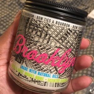 Bath & Body Works Bow Ties and Bourbon Candle